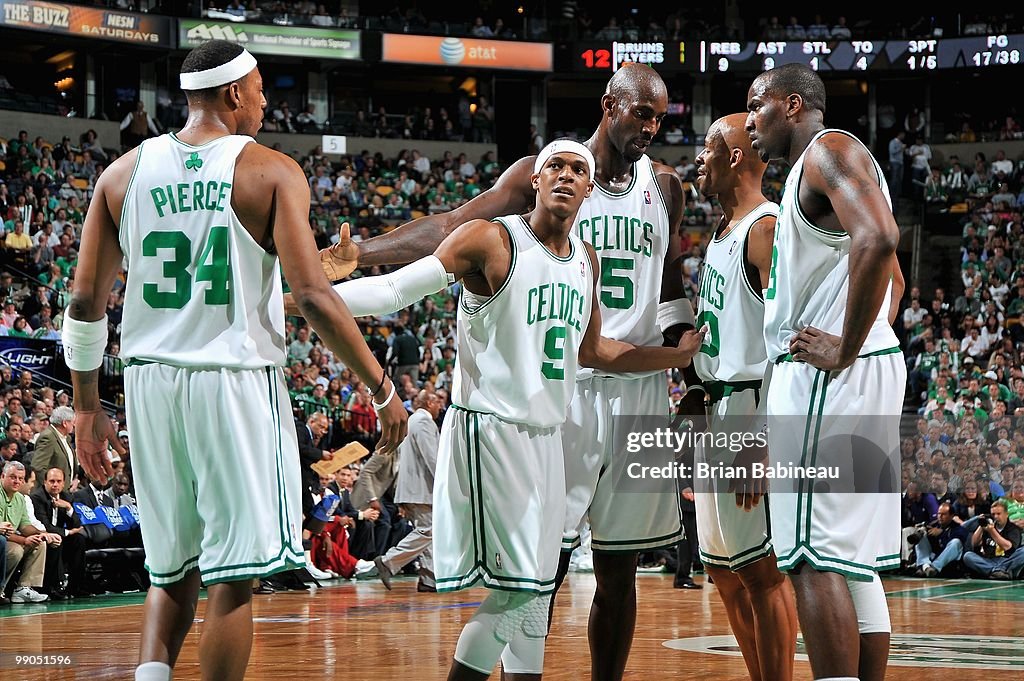 Cleveland Cavaliers v Boston Celtics, Game 3