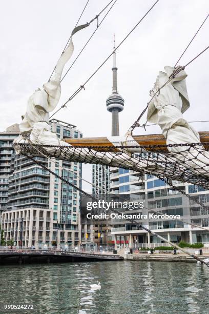 old-fashioned galleon, a vintage sail ship docked on the harbour front. - quilha - fotografias e filmes do acervo