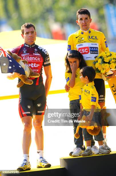 Tour De France, Stage 21Podium, Cadel Evans Deception Teleurstelling, Sastre Carlos Yellow Jersey + Yarae + Claudia , Celebration Joie Vreugde...