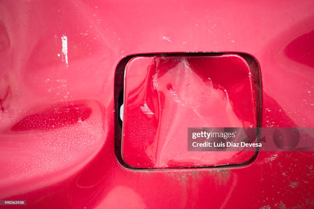 Car Rumbled Crumpled Car High-Res Stock Photo - Getty Images