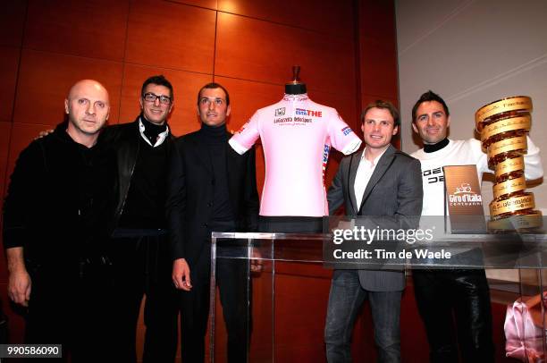 92Nd Giro D'Italia Presentation Ivan Basso , Danilo Di Luca , Gilberto Simoni , Illustration Illustratie, Pink Jersey, Maillot Rose, Roze Trui, Dolce...