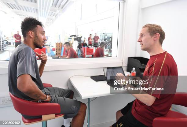 Jordan Reece Jordan Reece Photos and Premium High Res Pictures - Getty Images
