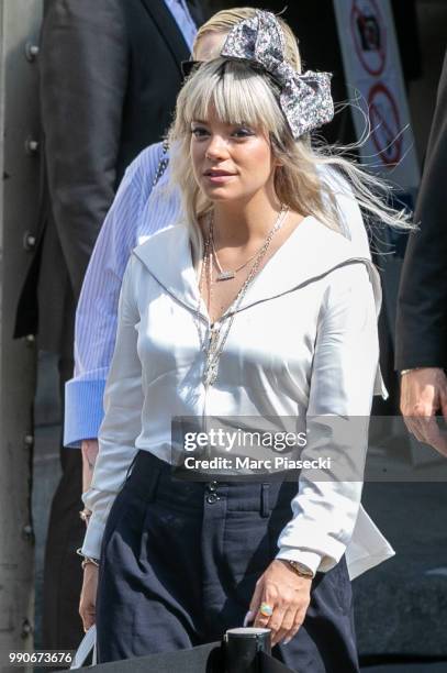 Singer Lily Allen attends the Chanel Haute Couture Fall/Winter 2018-2019 show as part of Paris Fashion Week on July 3, 2018 in Paris, France.
