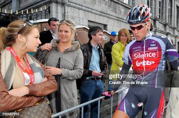 Amstel Gold Race 2009Thomas Dekker , Sofie Van Vliet , + Sister Soeur Zuster, / Tim De Waele