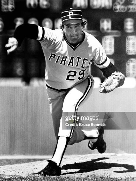 Pitcher Rick Rhoden of the Pittsburgh Pirates throws the pitch during an MLB game circa 1980 at Three Rivers Stadium in Pittsburgh, Pennsylvania.