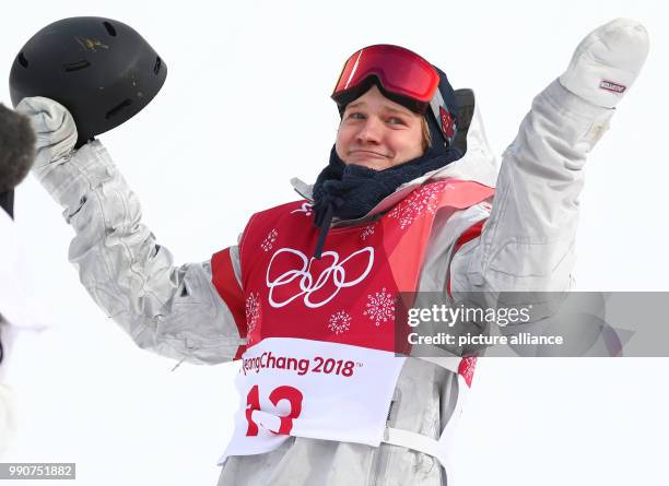 Kyle Mack from USA celebrates his silver medal during the Snowboard Big Air finals in Pyeongchang, South Korea, 24 February 2018. Photo: Daniel...