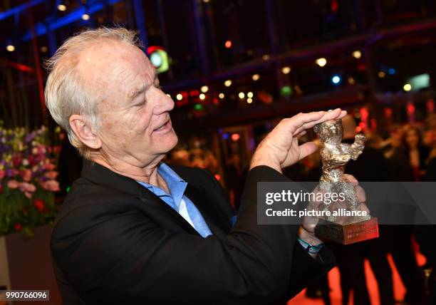 February 2018, Germany, Berlin, Award Ceremony, Berlinale Palace: The Hollywood star Bill Murray receives the Silver Bear for Best Director instead...