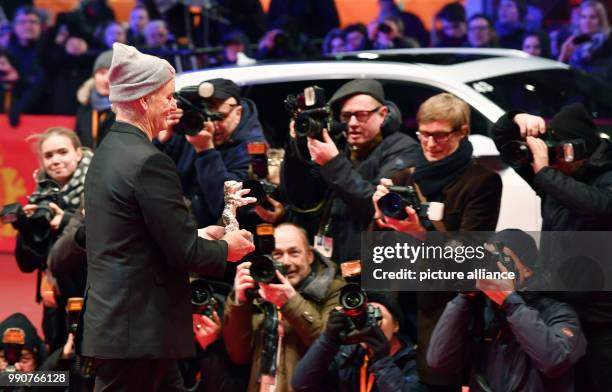 February 2018, Germany, Berlin, Award Ceremony, Berlinale Palace: The Hollywood star Bill Murray receives the Silver Bear for Best Director instead...