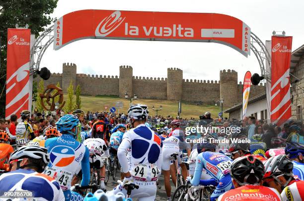 64Th Tour Of Spain - Vuelta, Stage 19Illustration Illustratie, Start Depart, Peleton Peloton, Avila Wall Mur Muur, Landscape Paysage Landschap /Avila...