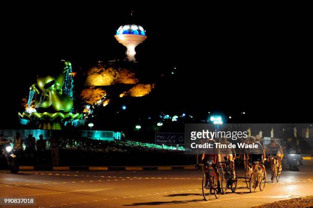 1St Tour Of Oman 2010, Stage 1Illustration Illustratie, Peleton Peloton, Muscat City Ville Stad, Night Nocturne Nacht, Landscape Paysage Landschap,...