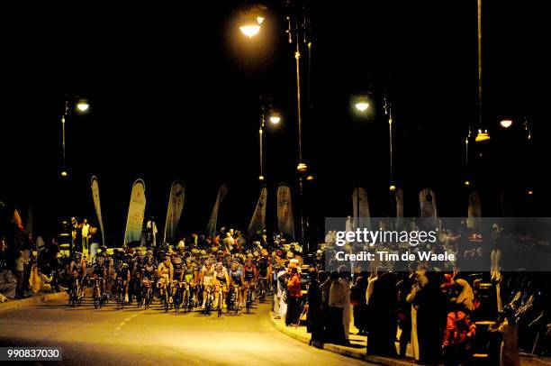 1St Tour Of Oman 2010, Stage 1Illustration Illustratie, Peleton Peloton, Muscat City Ville Stad, Night Nocturne Nacht, Landscape Paysage Landschap...