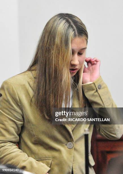 Picture released by Noticias Argentinas showing Nahir Galarza appearing in court on murder charges, in Gualeguaychu, Entre Rios Province, Argentina,...