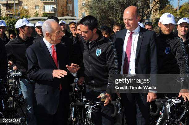 Training Camp Team Saxo Bank 2012, Israelalberto Contador / Bjarne Riis Team Owner, Simon Peres / Karsten Kroon / Visit With Simon Peres President Of...