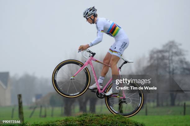 Zdenek Stybar Pink Specialized Bike /Cyclocross World Champion, Team Omega Pharma - Quick Step , Equipe Ploeg, Velo Fiets, Roze, Tim De Waele