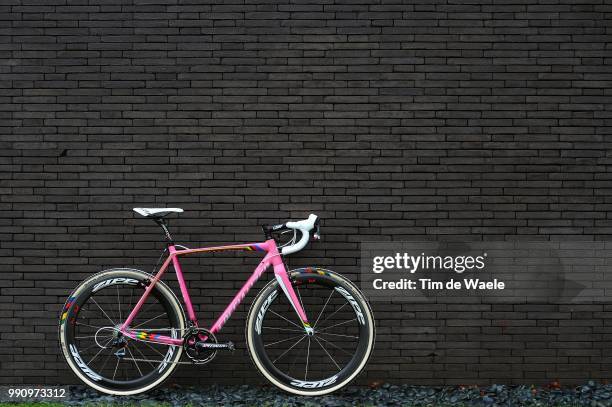 Zdenek Stybar Pink Specialized Bike /Cyclocross World Champion, Team Omega Pharma - Quick Step , Equipe Ploeg, Velo Fiets, Roze, Tim De Waele