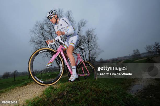 Zdenek Stybar Pink Specialized Bike /Cyclocross World Champion, Team Omega Pharma - Quick Step , Equipe Ploeg, Velo Fiets, Roze, Tim De Waele