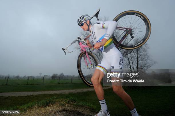 Zdenek Stybar Pink Specialized Bike /Cyclocross World Champion, Team Omega Pharma - Quick Step , Equipe Ploeg, Velo Fiets, Roze, Tim De Waele