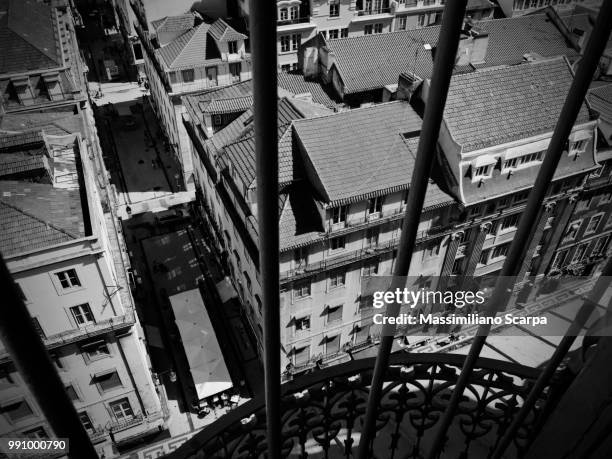 lisboa black & white - sciarpa stock pictures, royalty-free photos & images