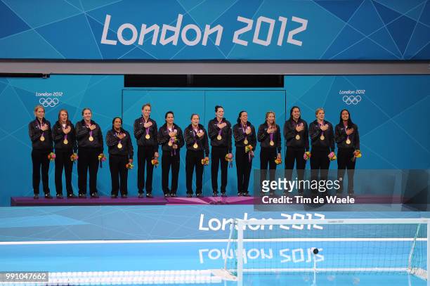 Londen Olympics, Water Polo: Final Women Team Usa Gold Medal Celebration Joie Vreugde, Betsey Armstrong / Heather Petri / Melissa Seidemann / Brenda...