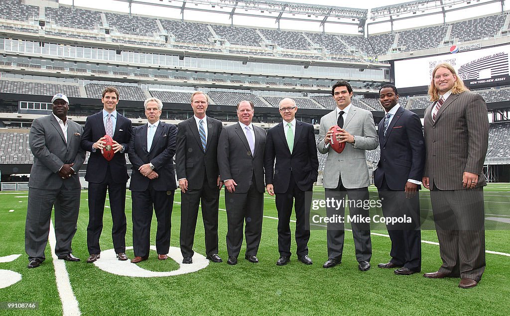 New York Giants And Jets Send-Off Ceremony For 2014 Super Bowl Bid