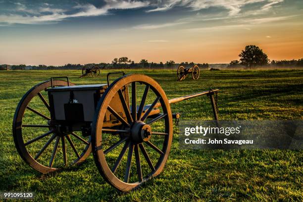 manassas supply cart - manassas stock-fotos und bilder