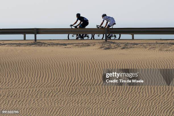 Tour Of Qatar 2013, Stage 1 Illustration Illustratie, Silhouet, Bernhard Eisel / Roy Curvers / Dessert Woestijn, Katara Cultural Village - Dukhan...