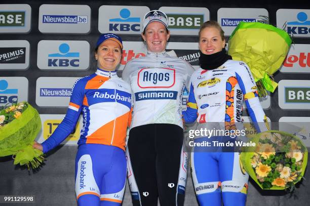 2Th Gent - Wevelgem 2013 Podium, Sanne Van Paassen / Wild Kristen / Kelly Druyts / Celebration Joie Vreugde, Ieper - Wevelgem / Tim De Waele