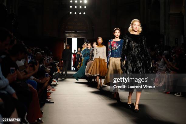 Model walks the runway during the Julien Fournie Haute Couture Fall Winter 2018/2019 show as part of Paris Fashion Week on July 3, 2018 in Paris,...