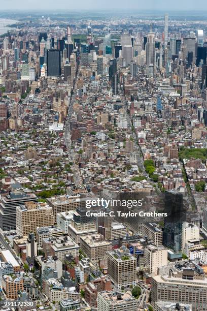 an aerial view of the expansive lower east side in new york city. - 7th avenue ストックフォトと画像