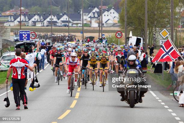 Tour Of Norway 2013/ Stage 3Ilustration Ilustratie/ Peloton Peleton/ Landscape Paysage/ Flag/Thonsberg-Drammen /Tour Norway Tim De Waele