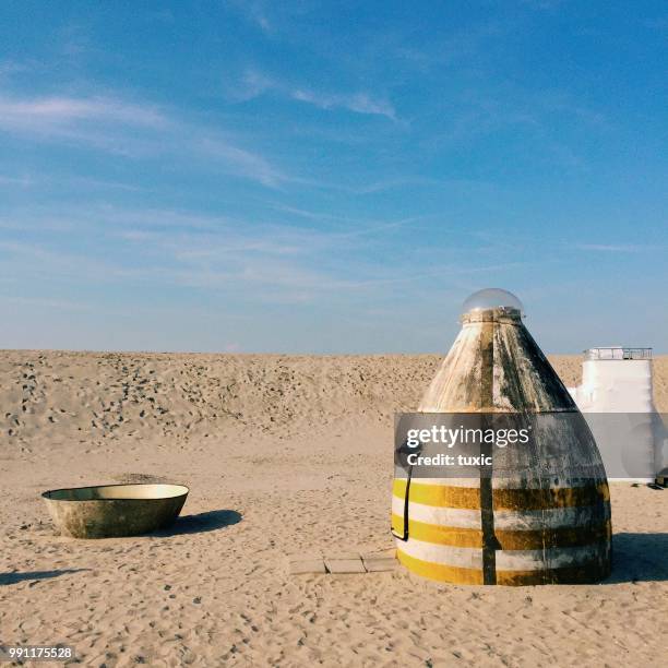 alien campsite amsterdam - strand amsterdam stock pictures, royalty-free photos & images