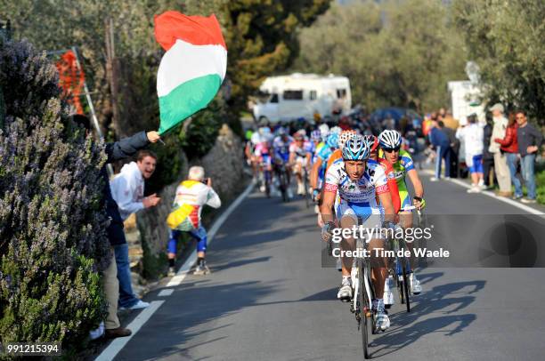 Milan - Sanremo Michele Scarponi , Cipressa, Milaan - San Remo , Tim De Waele