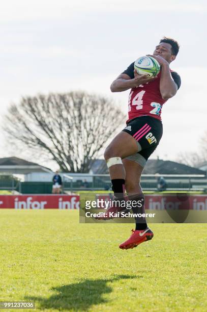 Seta Tamanivalu catches the ball during a Crusaders Super Rugby training session at Rugby Park on July 4, 2018 in Christchurch, New Zealand.