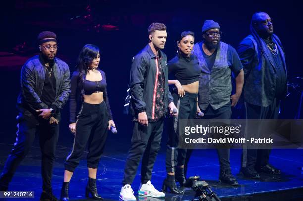Justin Timberlake performs at AccorHotels Arena on July 3, 2018 in Paris, France.