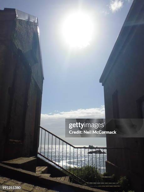sunshine at lizard point - lizard point stock pictures, royalty-free photos & images