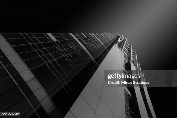 jw mariott marquis in dubai - jw stock pictures, royalty-free photos & images