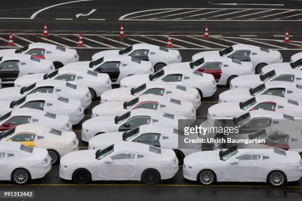 Passenger car export overseas at BLG Logistics in Bremerhaven. The picture shows AUDI passenger cars shortly before being loaded onto the transport...