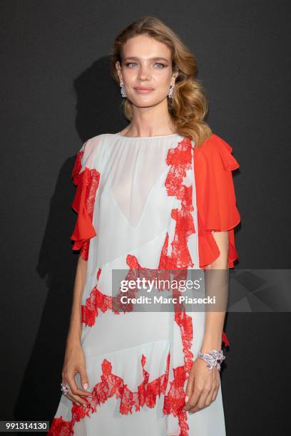 Model Natalia Vodianova attends the Vogue Foundation Dinner Photocall as part of Paris Fashion Week - Haute Couture Fall/Winter 2018-2019 at Musee...