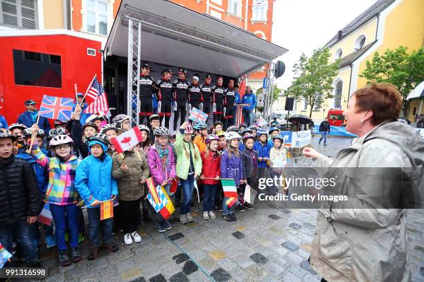Tour Bayern Rundfahrt, Stage 1Rad-Net Rose Team / Team Presentation/ Illustration Illustratie, Kids Enfants Kinderen, Vilshofen - Freilassing Tour Of...