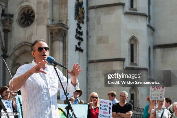 Jonathan Bartley, co-leader of the Green Party, speaks outside Royal Courts of Justice in London ahead of a hearing to seek permission to launch...