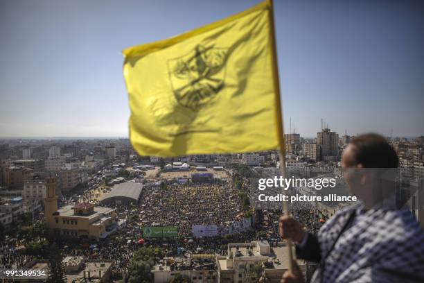 Fatah Rapp Fatah Flags Photos and Premium High Res Pictures - Getty Images