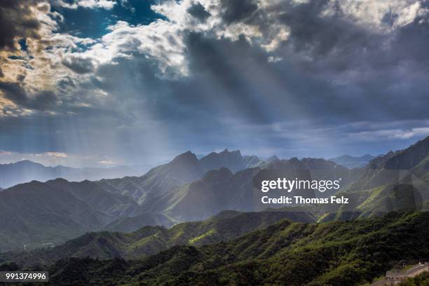 mountains in mutianyu - mutianyu stock pictures, royalty-free photos & images