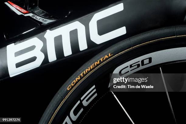 Bmc Racing Team 2015 Continental Tyre Pneu Band, Shimano, Wheel Roue Wiel, Bmc Time Machine Tm01 Time Trail Bike Velo Fiets, Illustration...