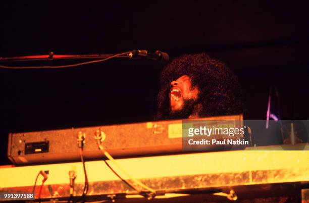 American musician Billy Preston performs on stage at the Ivanhoe Theater in Chicago, Illinois, February 19, 1977.
