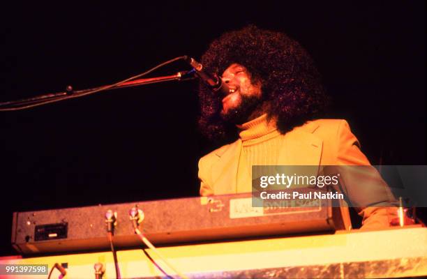 American musician Billy Preston performs on stage at the Ivanhoe Theater in Chicago, Illinois, February 19, 1977.