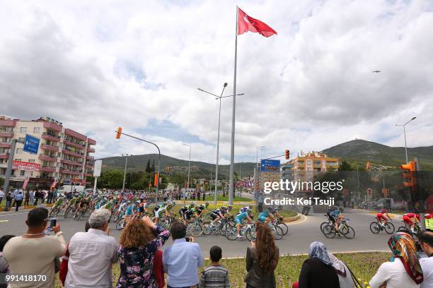 50Th Tour Of Turkey 2014/ Stage 6Ilustration Ilustratie/ Peloton Peleton/ Landscape Paysage/ City Village/ Publik Spectators/ Fans Suporter/ Turkish...