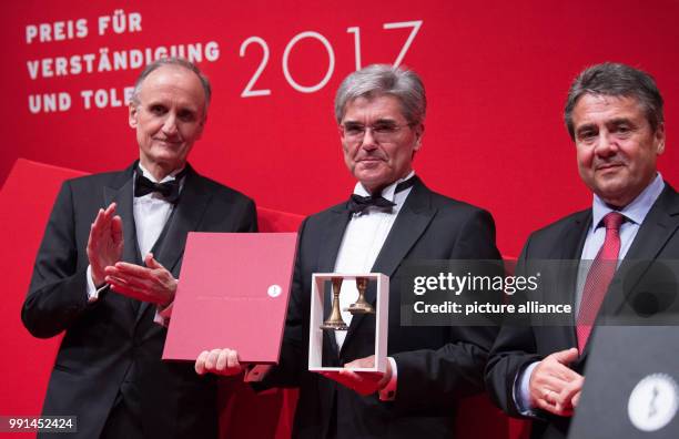 Head of the Jewish Museum in Berlin, Peter Schaefer , Siemens chairman and award winner Joe Kaeser, and foreign minister and laudator Sigmar Gabriel...