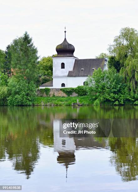 church of st. nicholas - st nicholas church stock pictures, royalty-free photos & images