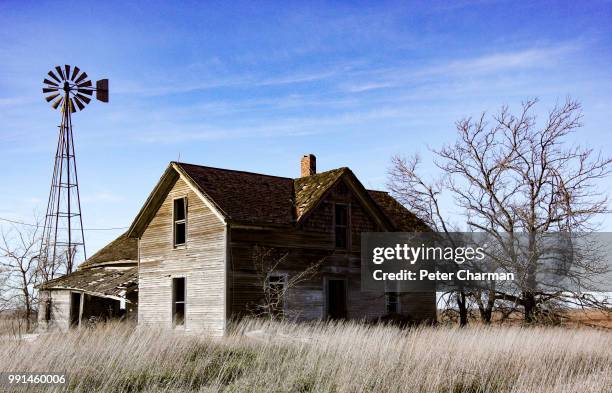 north of russell, kansas - peter russell stock pictures, royalty-free photos & images