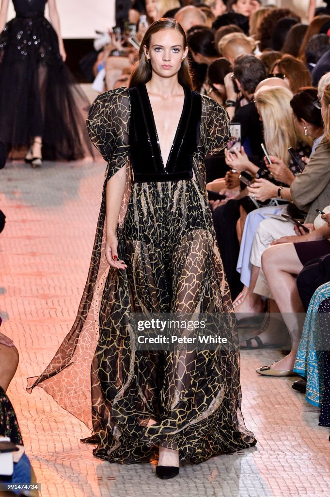 Elie Saab : Runway - Paris Fashion Week - Haute Couture Fall Winter 2018/2019